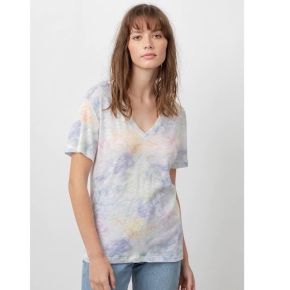 Rails Tops - NWT RAILS CARA V NECK RAINBOW TIE Dye size Small